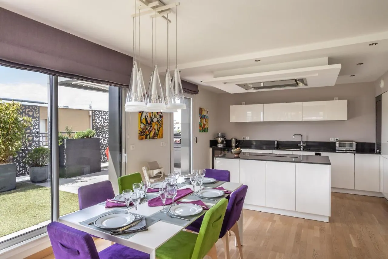 Illanka - Appartement 3 Chambres Avec Parking Et Terrasse Proche Gare レンヌ